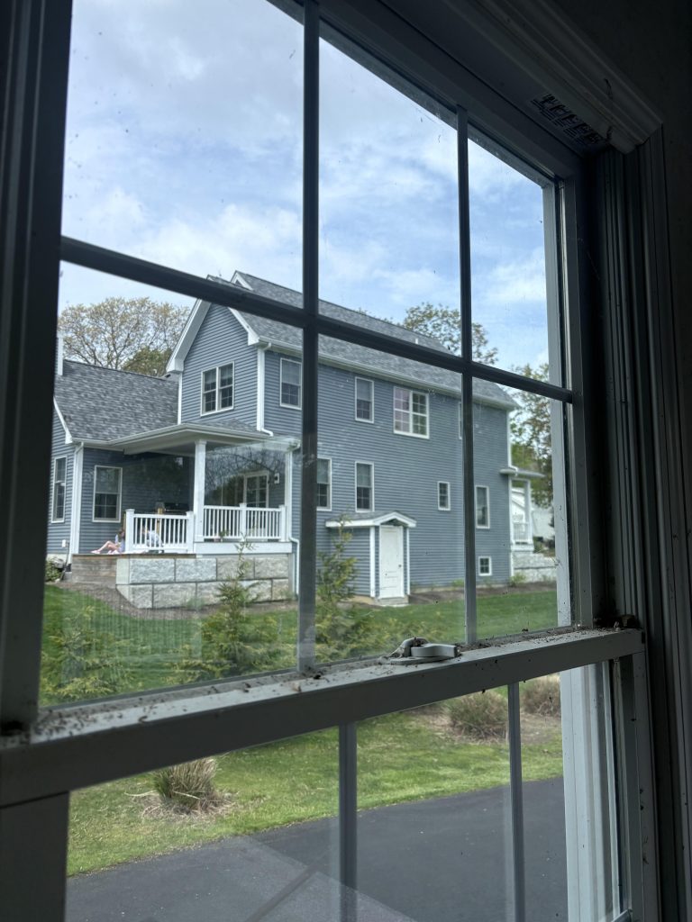 Window Cleaning in North Kingstown, RI Window Cleaning in North Kingstown, RI