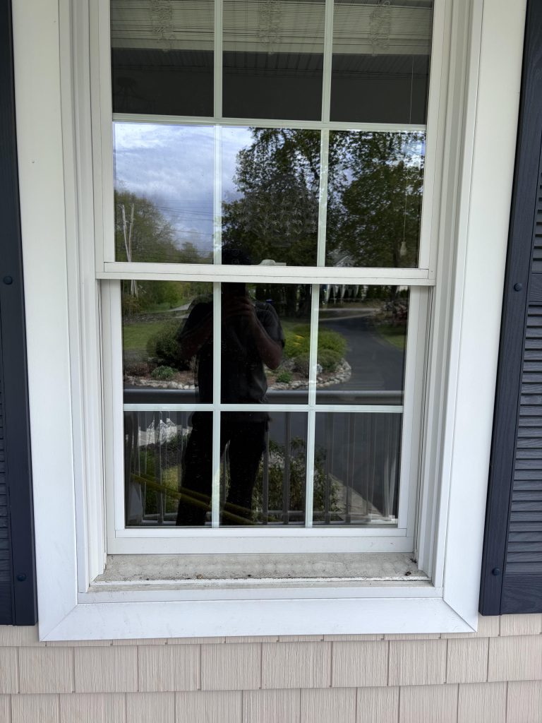 Window Cleaning in North Kingstown, RI Window Cleaning in North Kingstown, RI