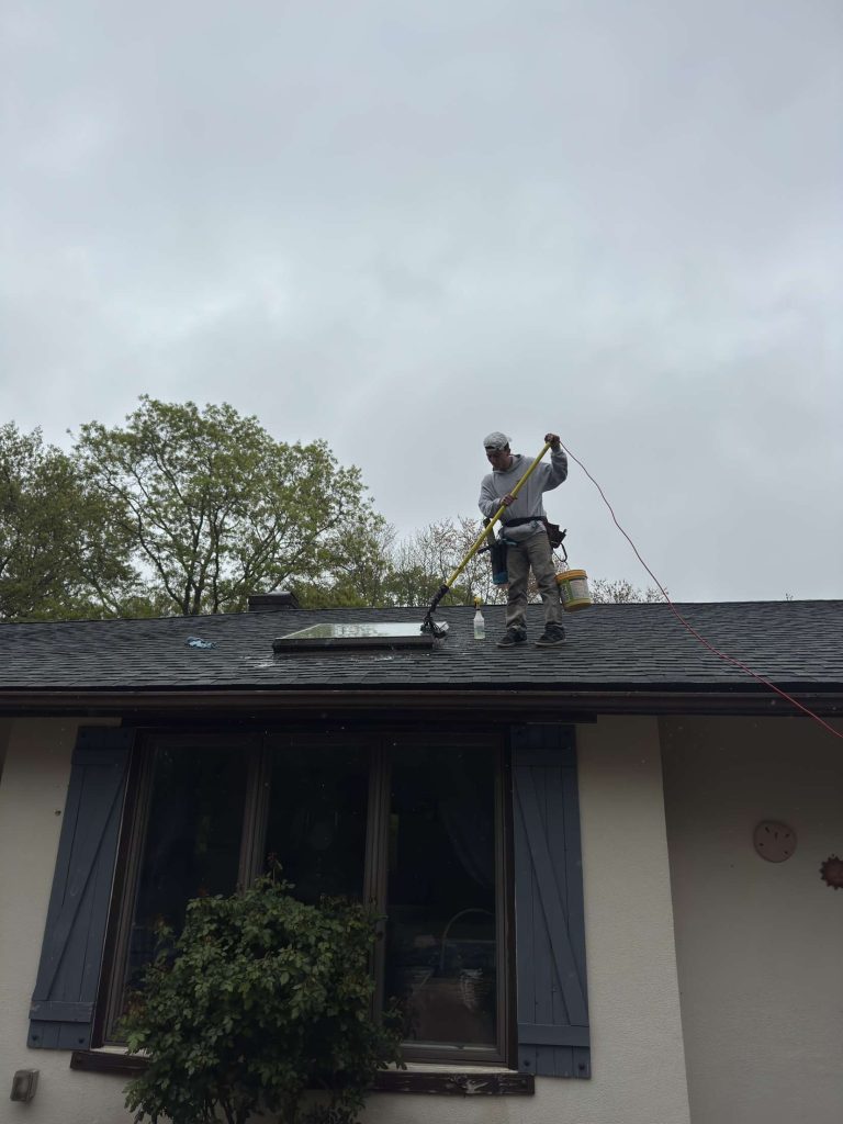 Window Cleaning in Wakefield, RI Window Cleaning in Wakefield, RI