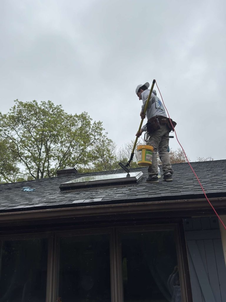 Window Cleaning in Portsmouth, RI Window Cleaning in Portsmouth, RI